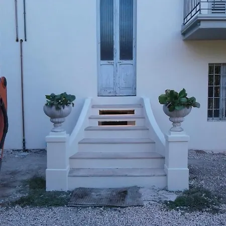 Palazzoregina Apartment *